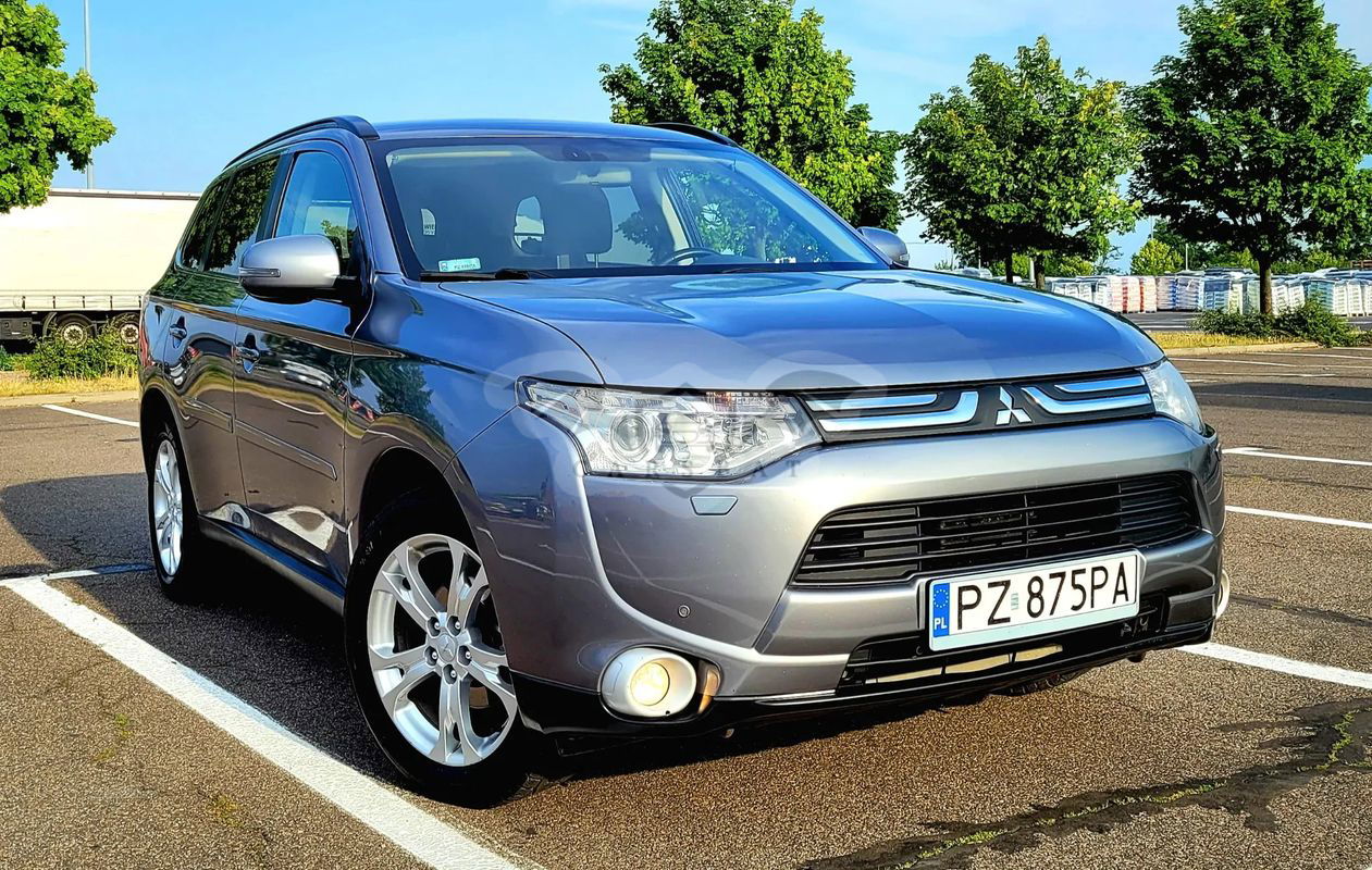 Mitsubishi Outlander III 2.0 Intense 2013