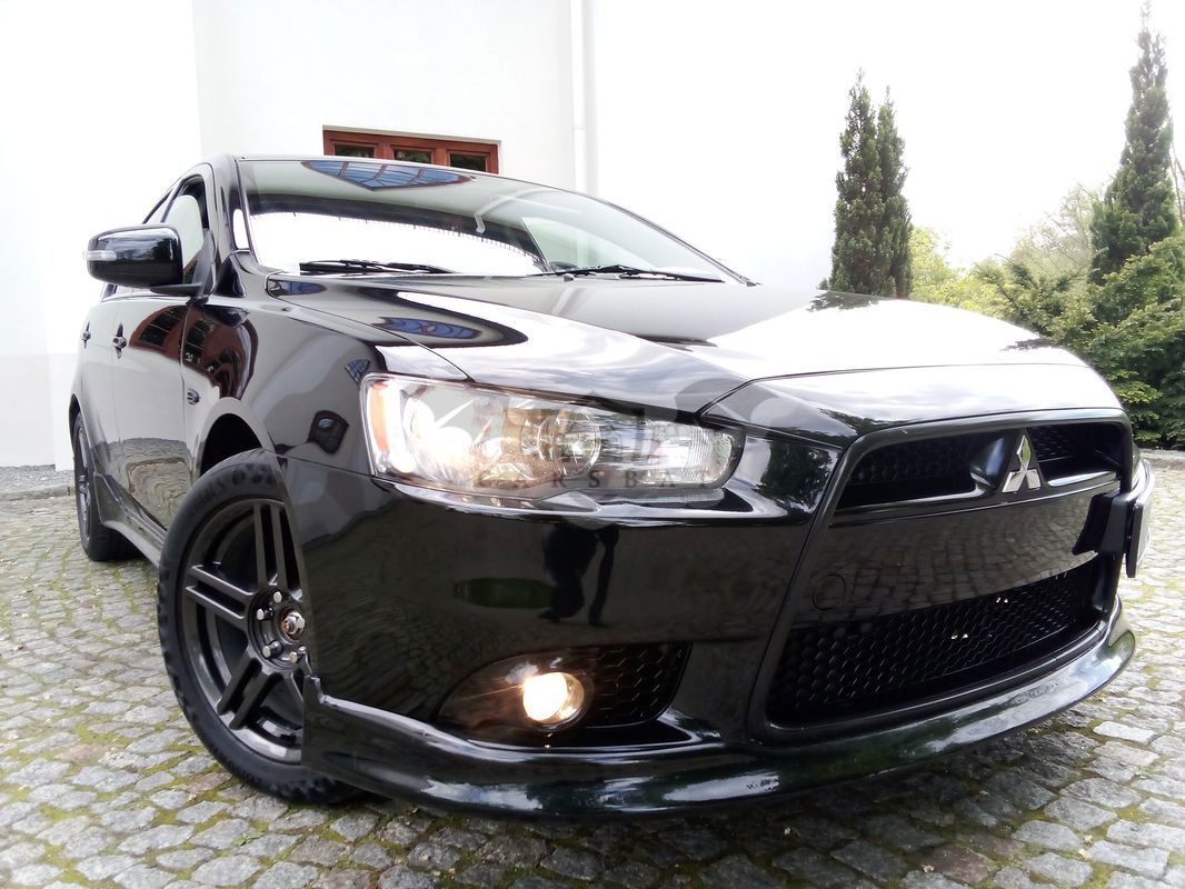 Mitsubishi Lancer IX 1.6 Intense 2015