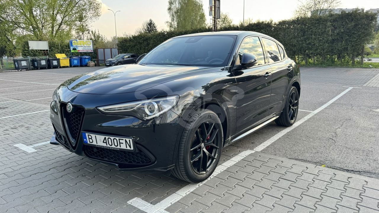 Alfa Romeo Stelvio 2.0 Turbo 16V AT8-Q4 Veloce 2021