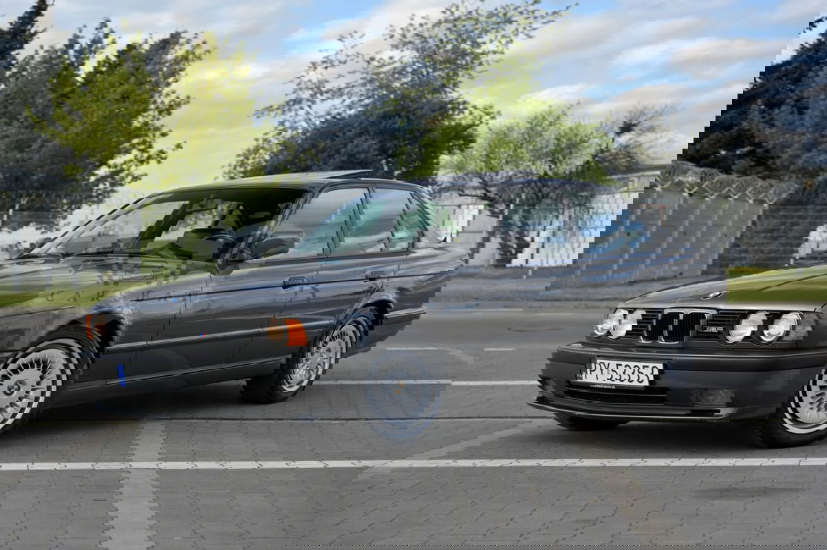BMW M5 Standard 1991
