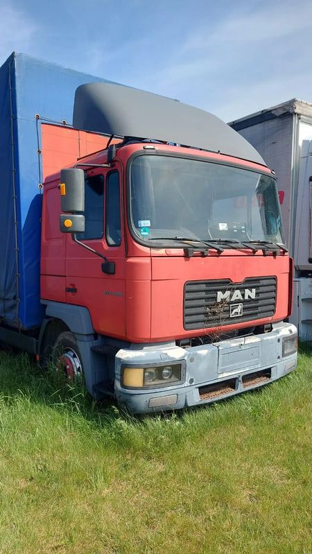 MAN F2000 2004
