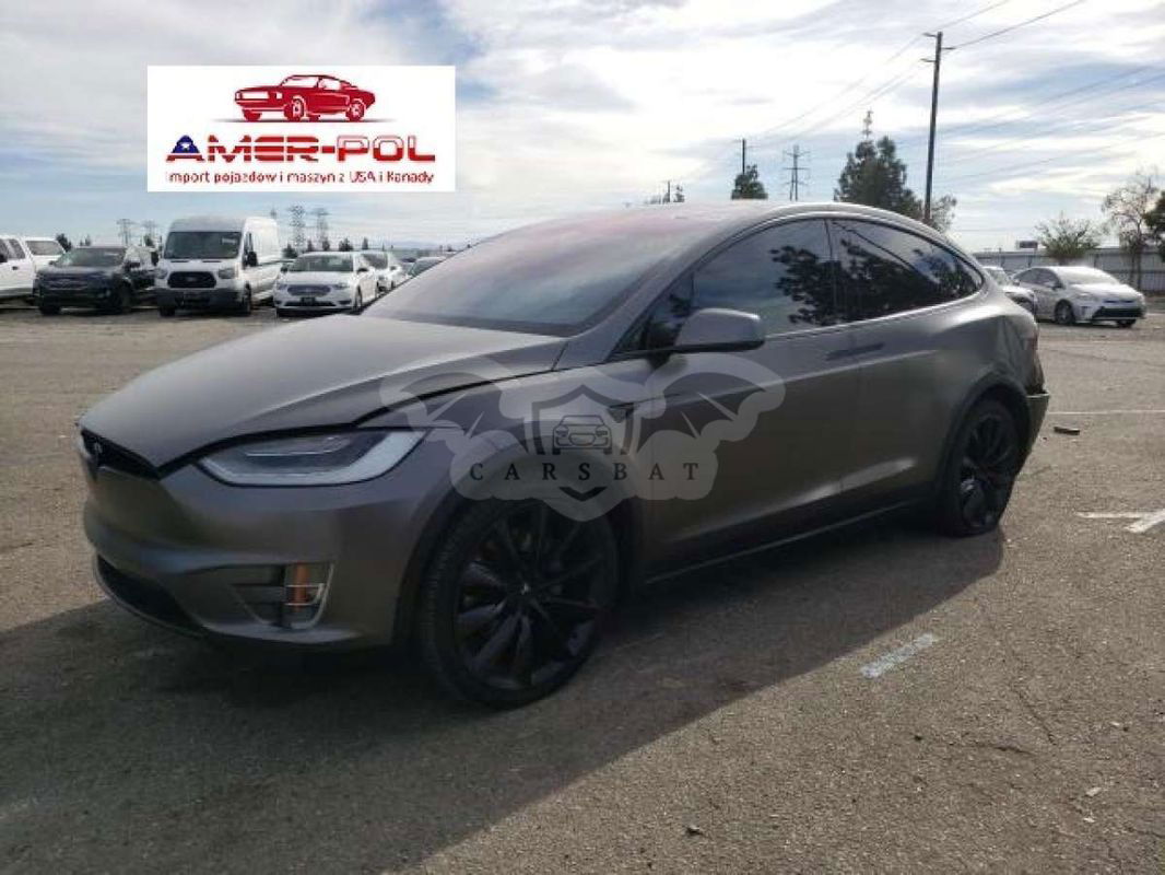 Tesla Model X 2020