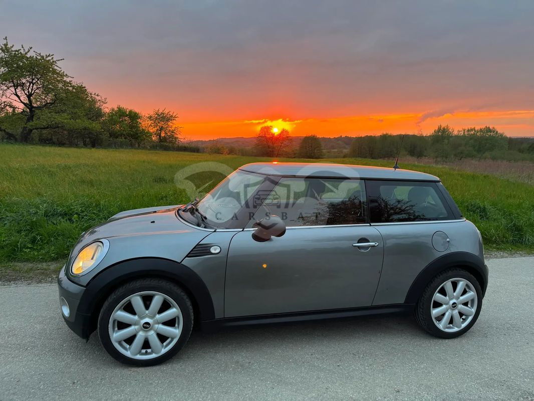Mini One Standard 2010