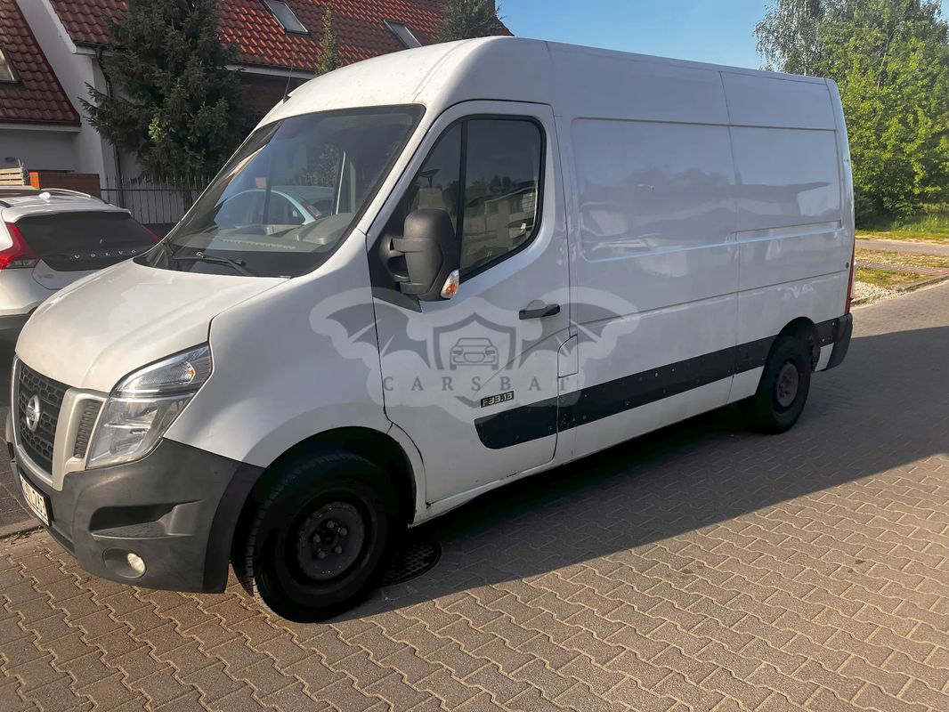 Nissan NV400 2013