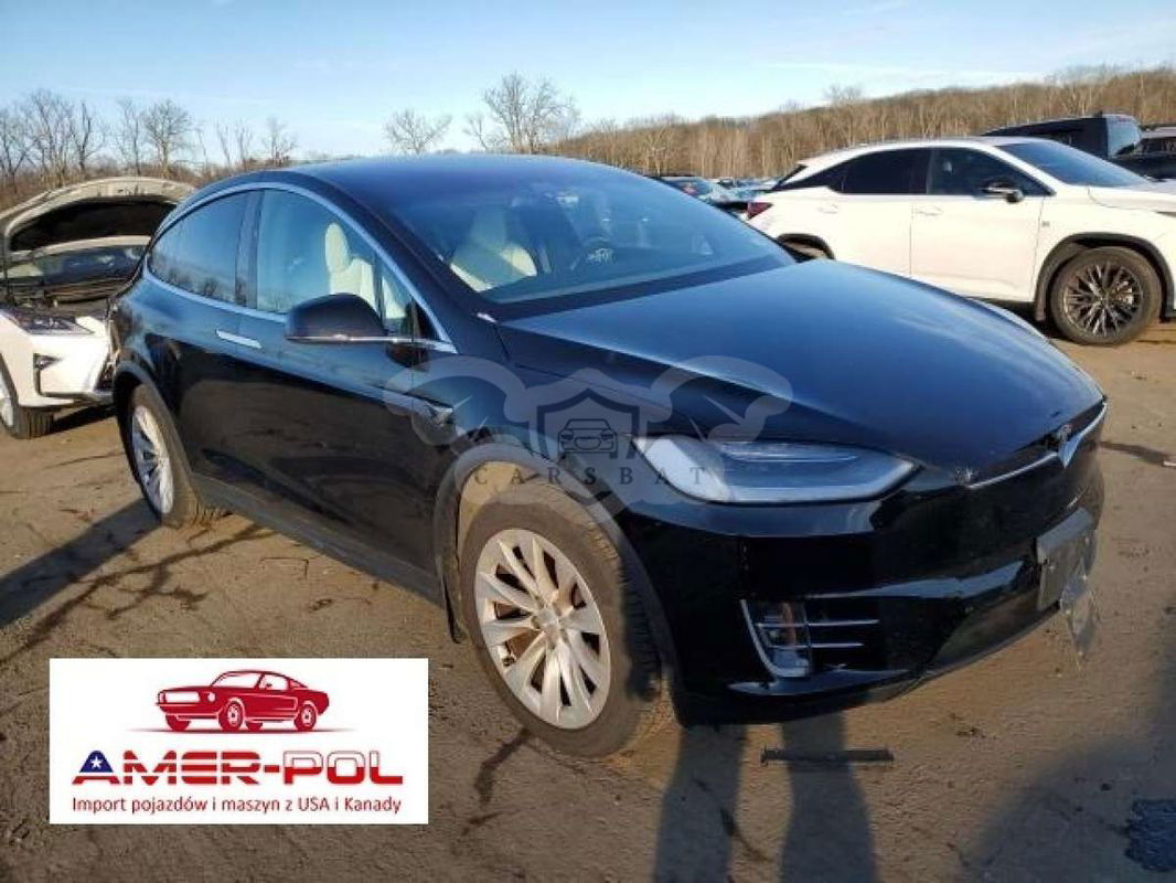 Tesla Model X 2020