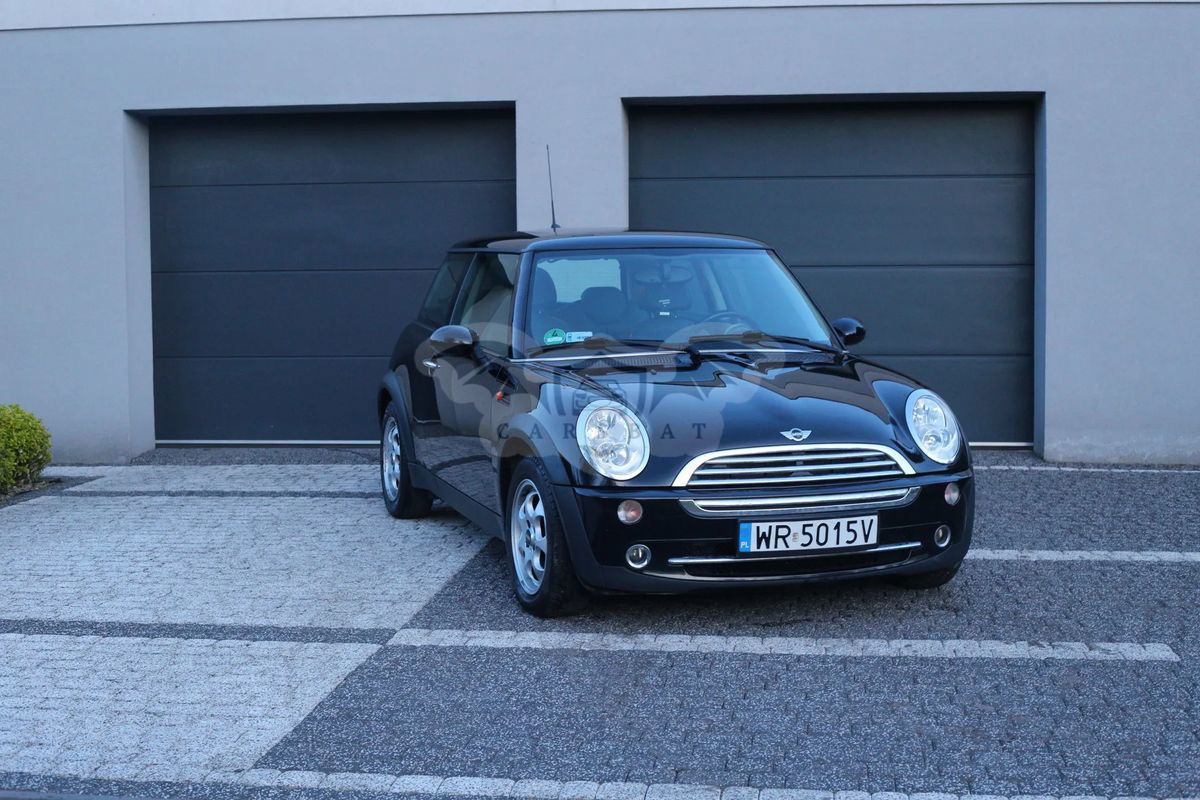 Mini One 2004