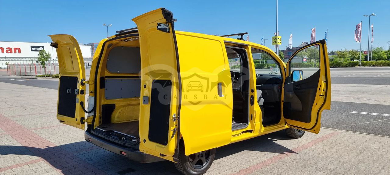 Nissan NV200 2015