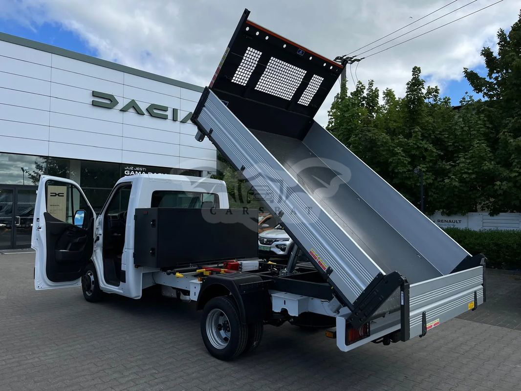 Renault Master 2024
