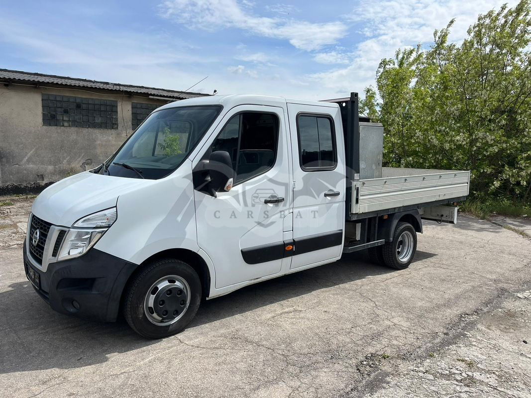 Nissan NV400 2015