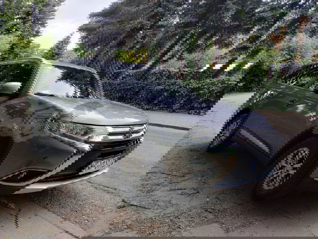 Mitsubishi Outlander III 2016