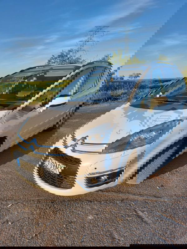 Citroën C4 Picasso I 2.0 HDi FAP EGS6 Exclusive 2012