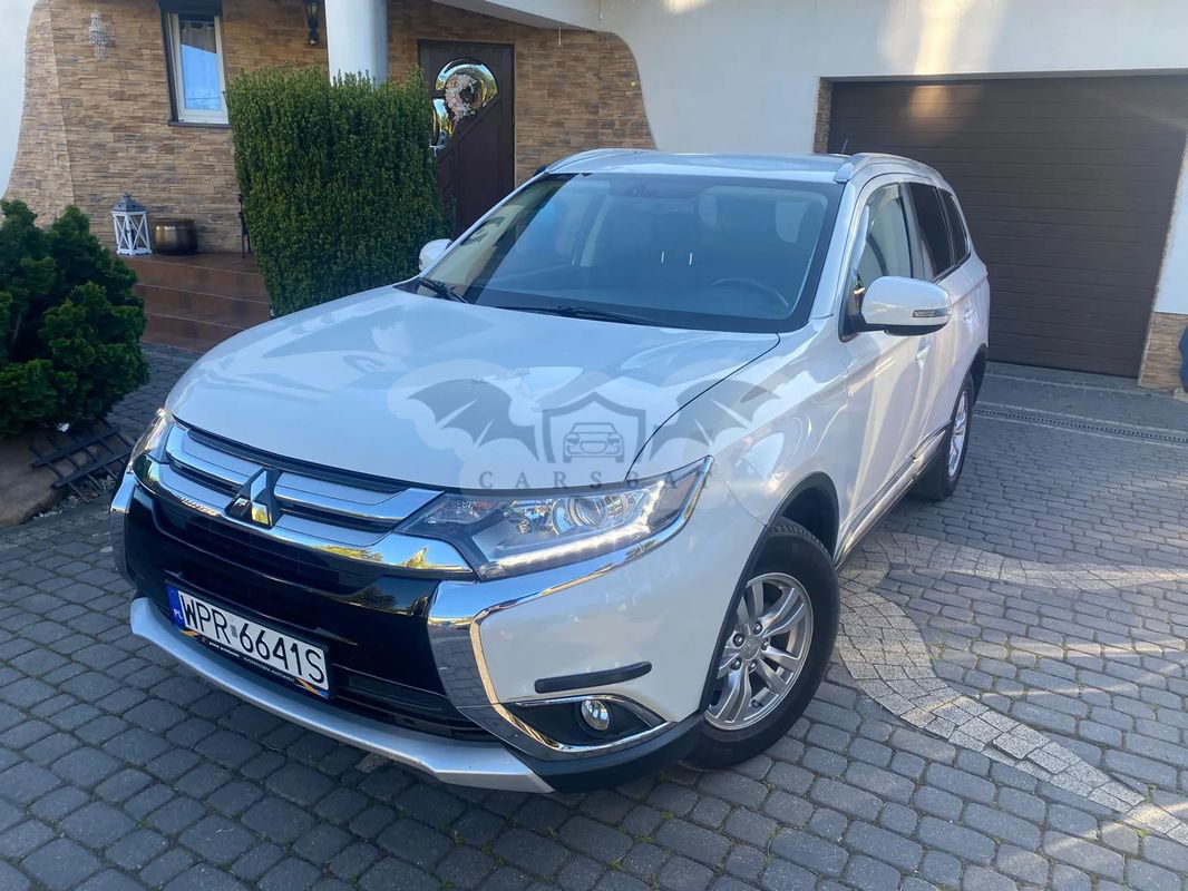 Mitsubishi Outlander III 2.0 2WD Plus 2016