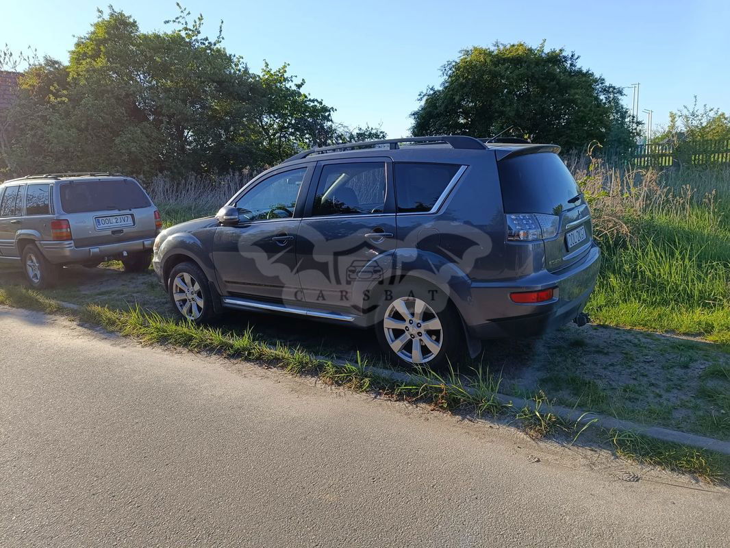 Mitsubishi Outlander II 2.2 DI-D 4WD Intense 2011