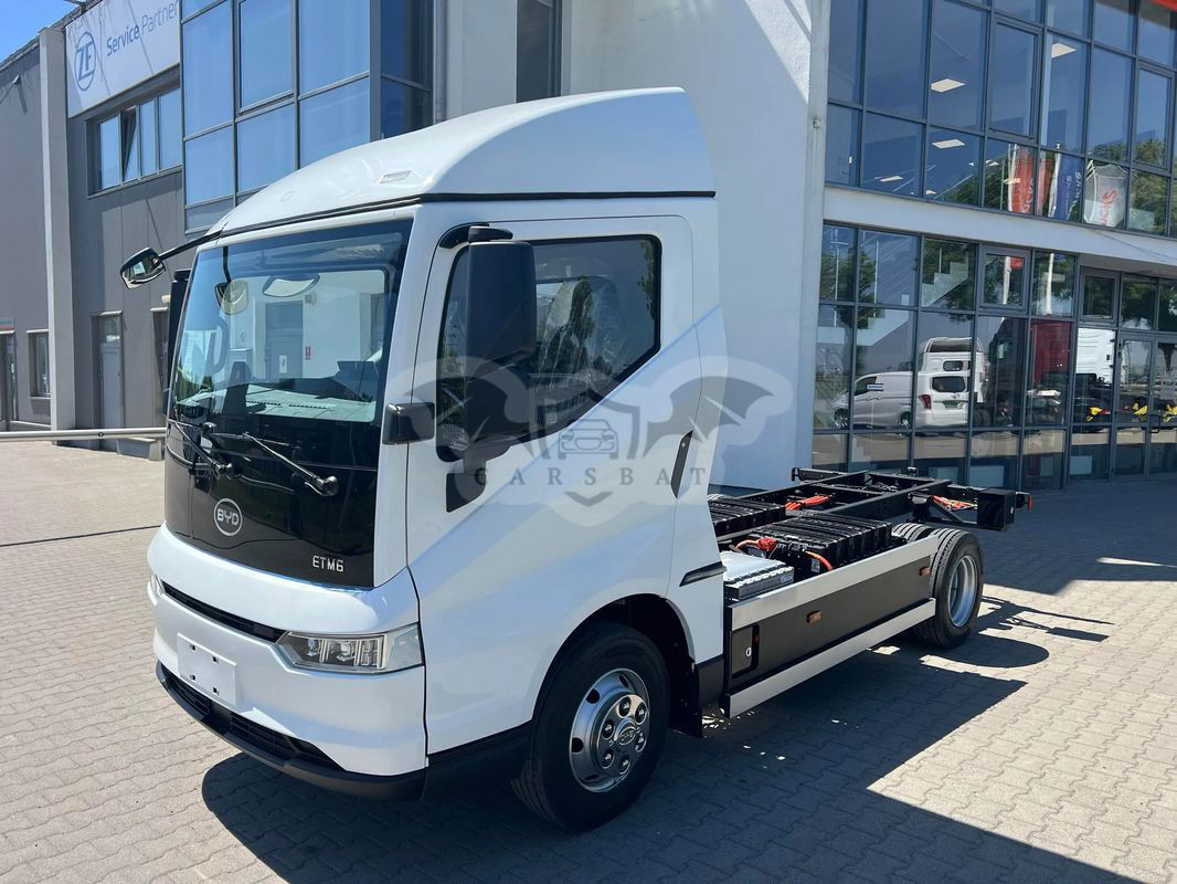 BYD ETM6 2023