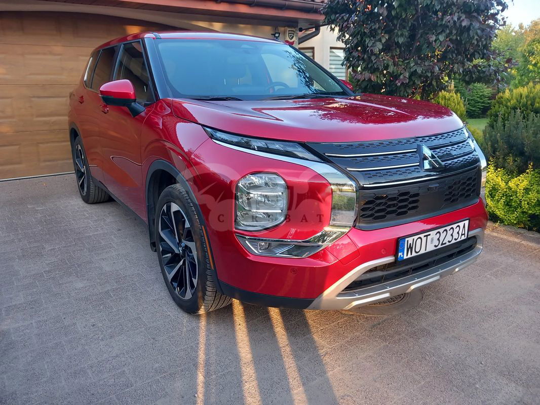 Mitsubishi Outlander IV 2022