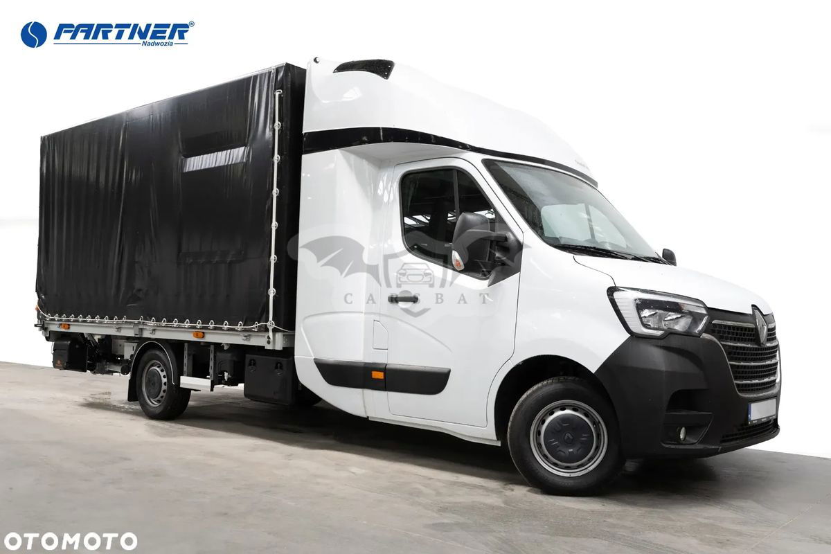 Renault Master 2023