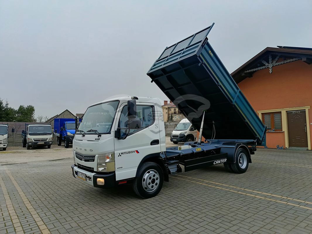 Mitsubishi Fuso Canter 2016