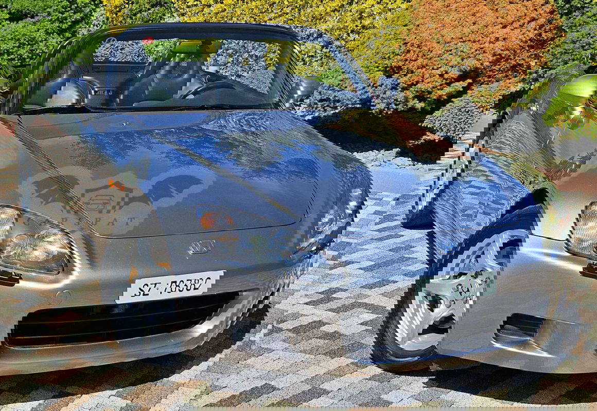 Honda S2000 2000
