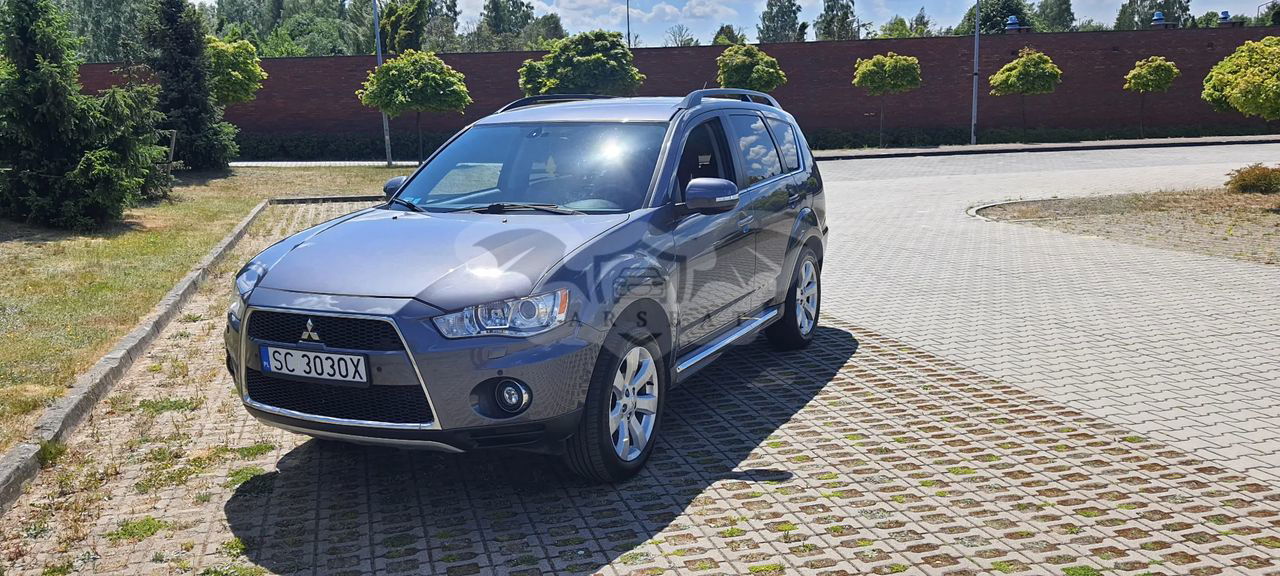 Mitsubishi Outlander II 2011