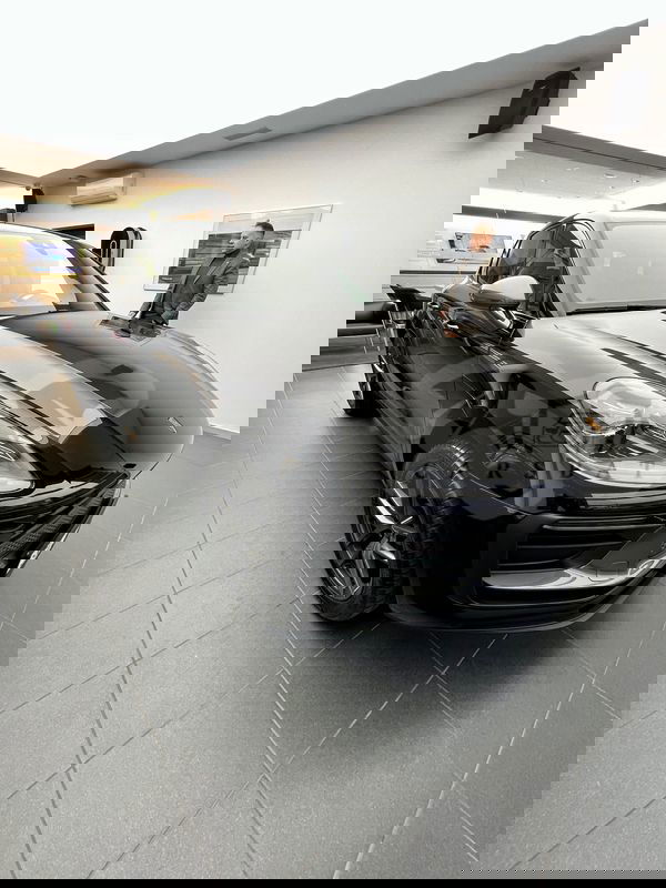 Porsche Macan T 2022