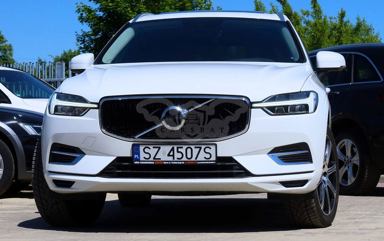 Volvo XC60 II T8 AWD Plug-In Hybrid Momentum Pro 2019