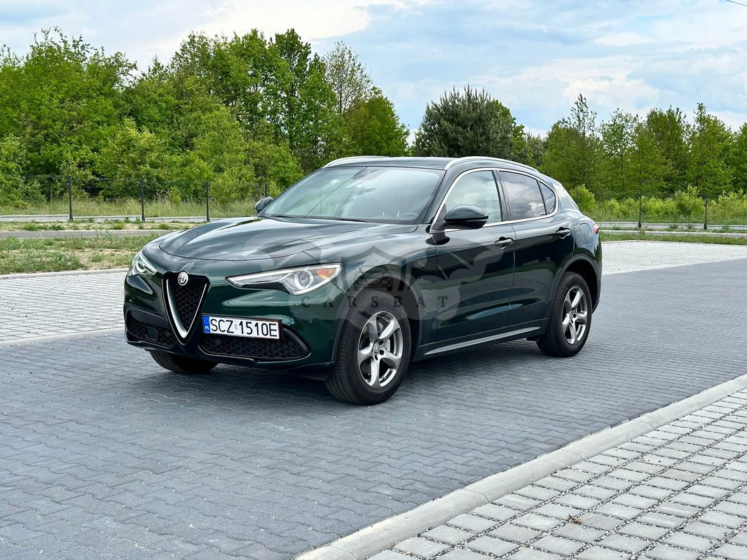 Alfa Romeo Stelvio 2021
