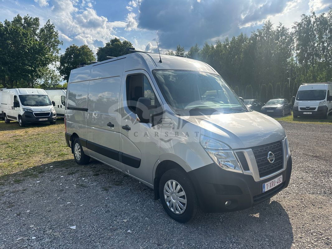 Nissan NV400 2012