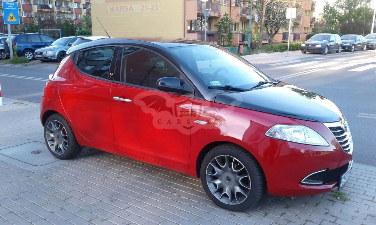Lancia Ypsilon 0.9 Black&Red S&S 2011
