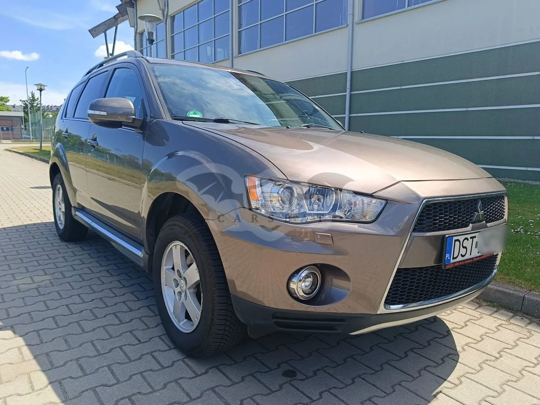 Mitsubishi Outlander II 2012