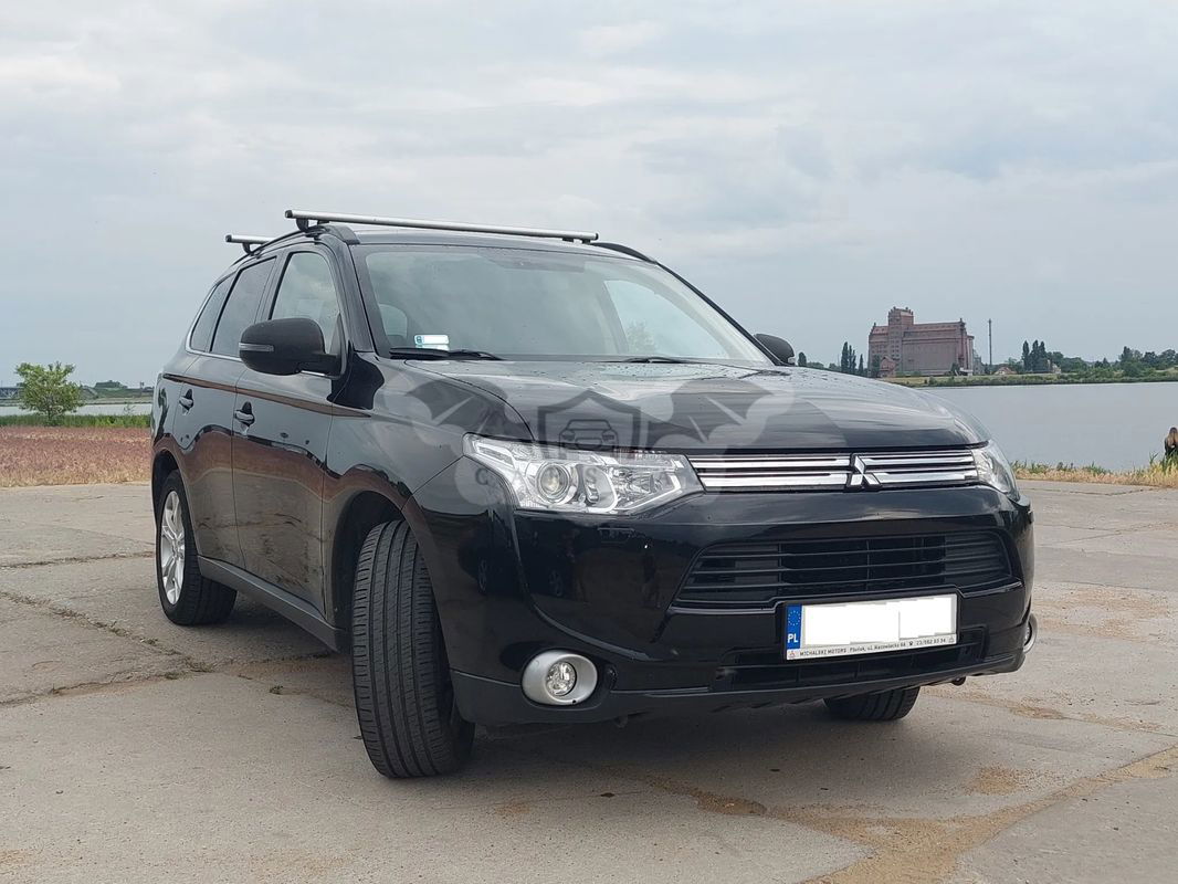 Mitsubishi Outlander III 2.0 Intense 2013