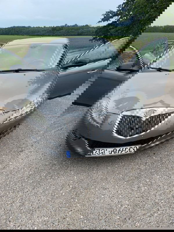 Lancia Delta 1.6 MJ Platino 2009