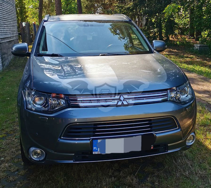 Mitsubishi Outlander III 2.0 4WD Plug-In Hybrid Plus 2013