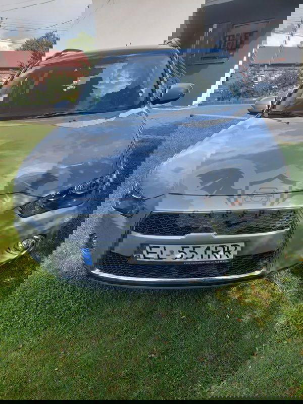 Mitsubishi Outlander II 2.0 Intense 2WD EU5 2012