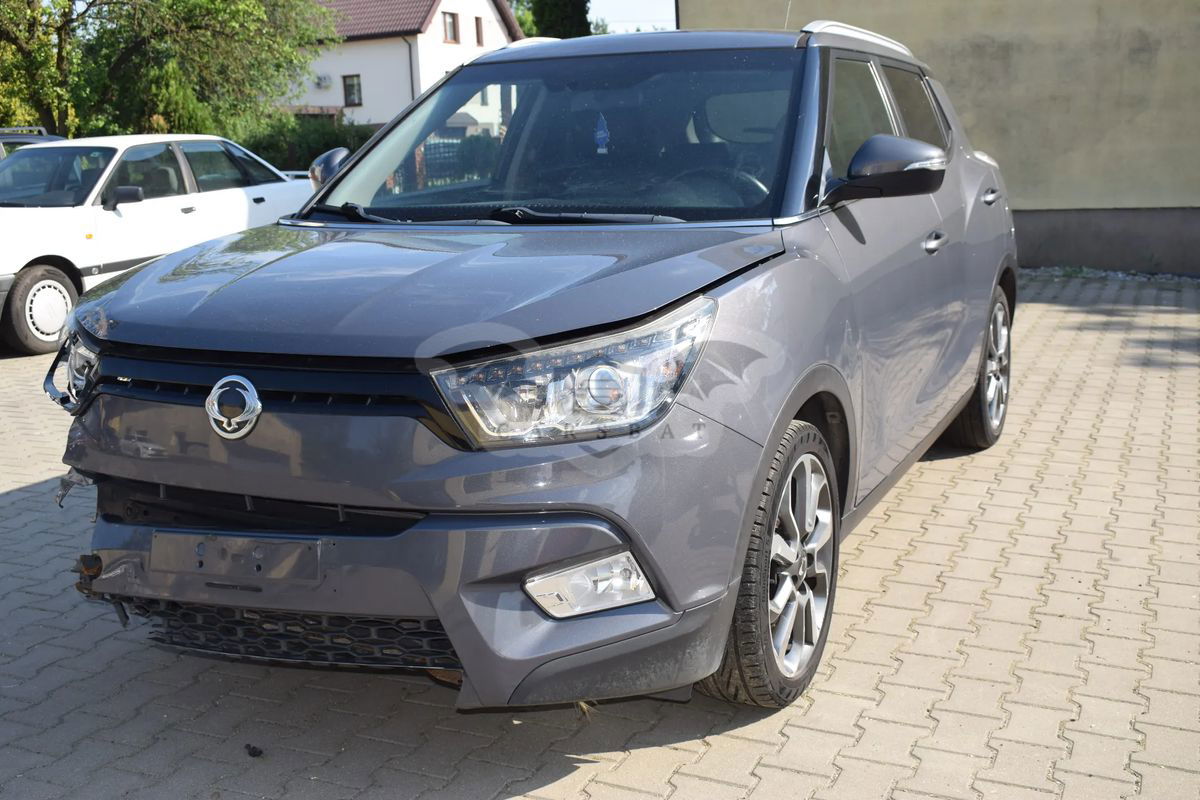 Ssangyong / KG Mobility Tivoli e-XGi 160 2WD Start/Stop Sapphire 2016