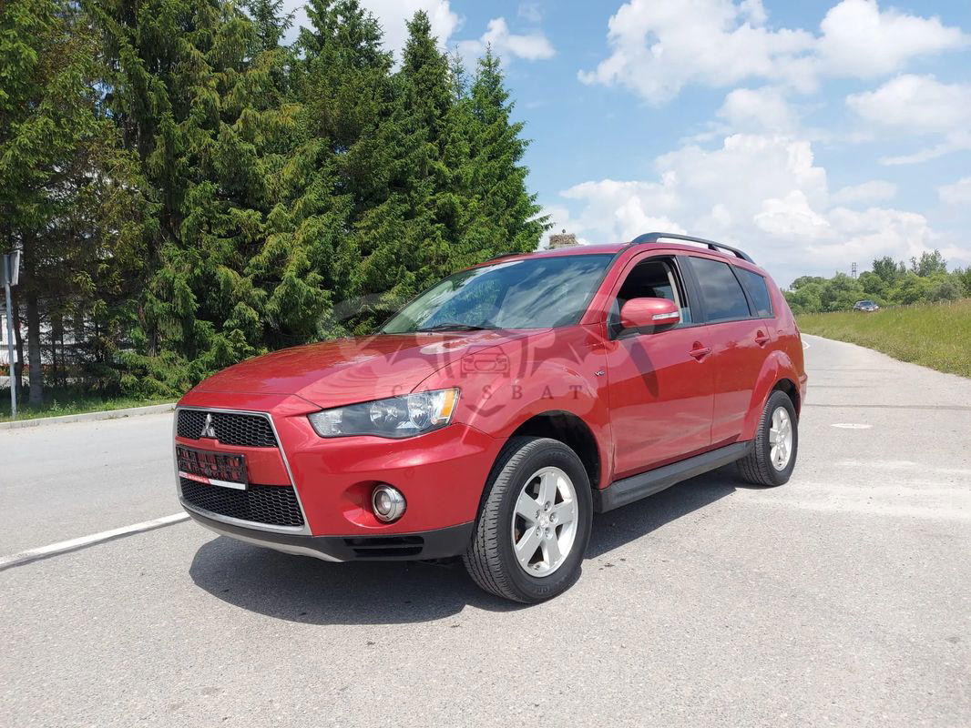 Mitsubishi Outlander II 2012