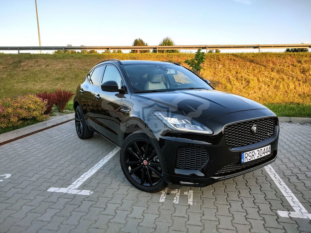 Jaguar E-Pace P300 AWD R-Dynamic SE 2020