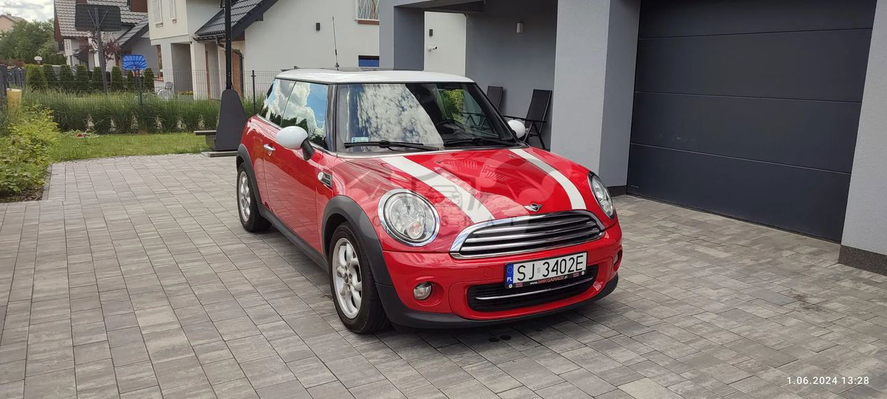 Mini Cooper Standard 2011
