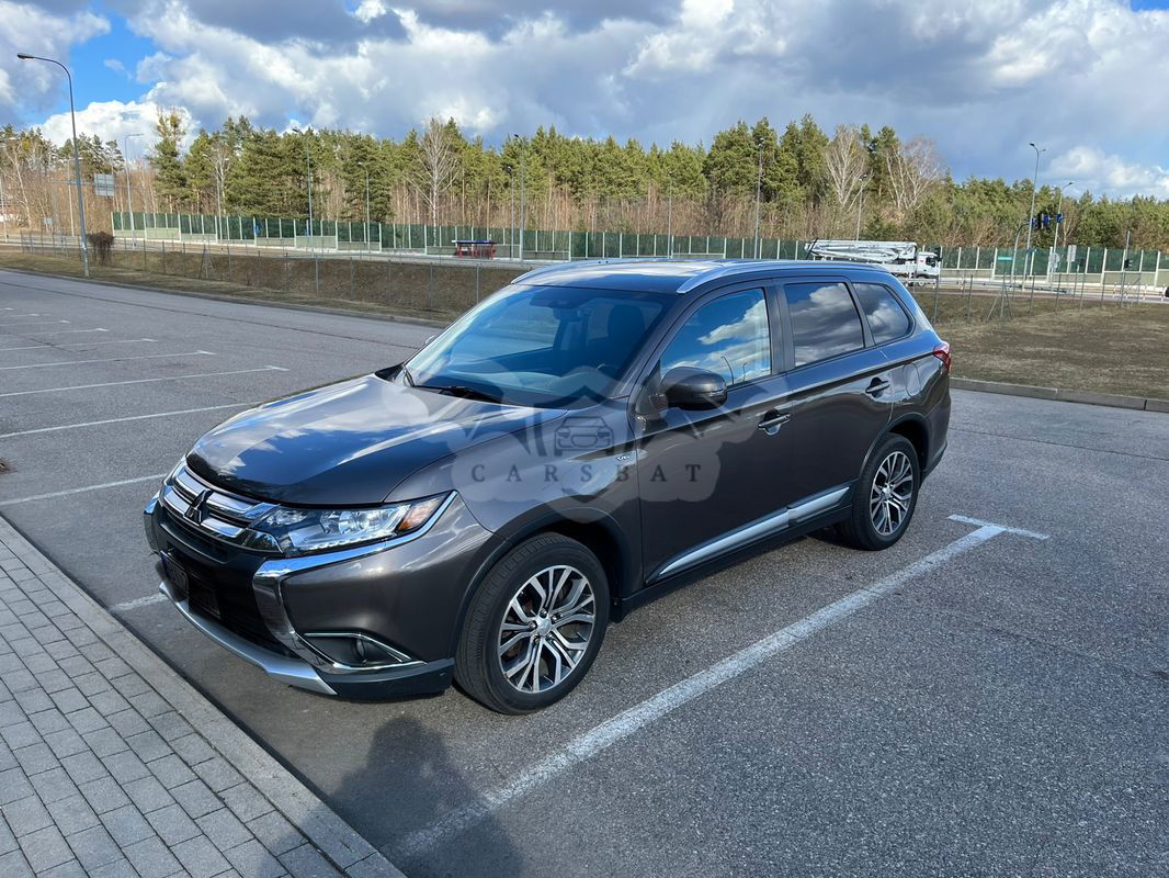 Mitsubishi Outlander III 2016