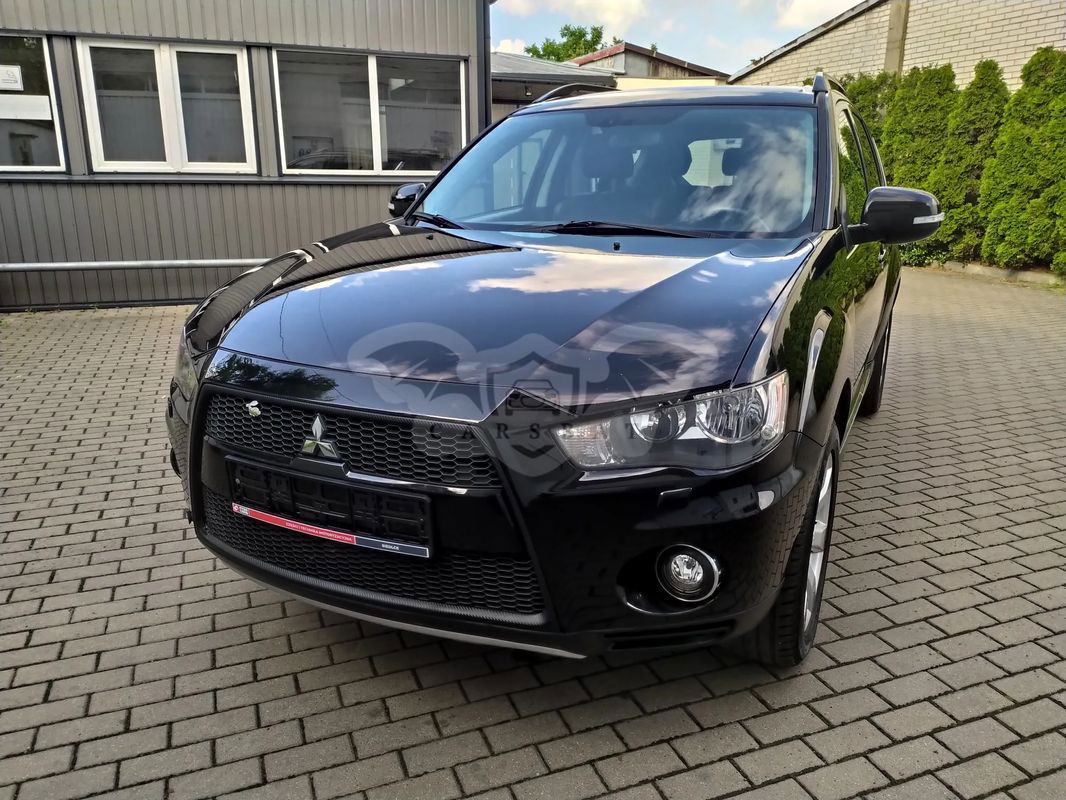 Mitsubishi Outlander II 2.4 4WD CVT Intense 2011