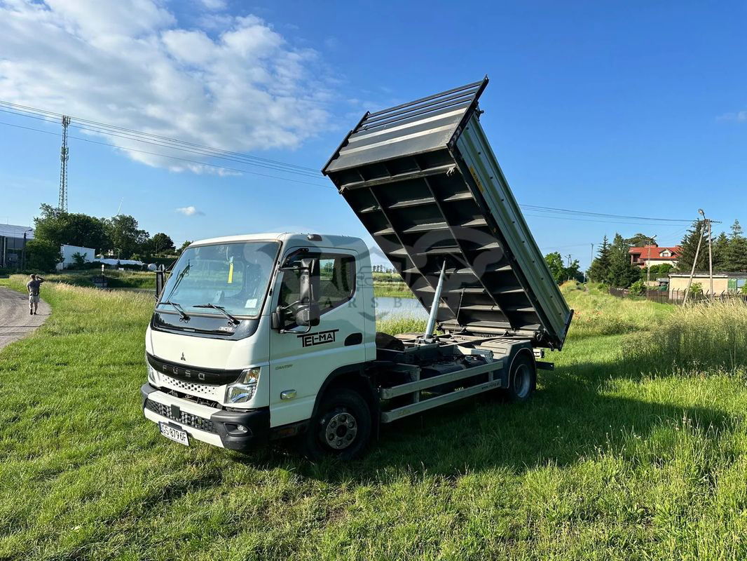 Mitsubishi Fuso Canter 2023