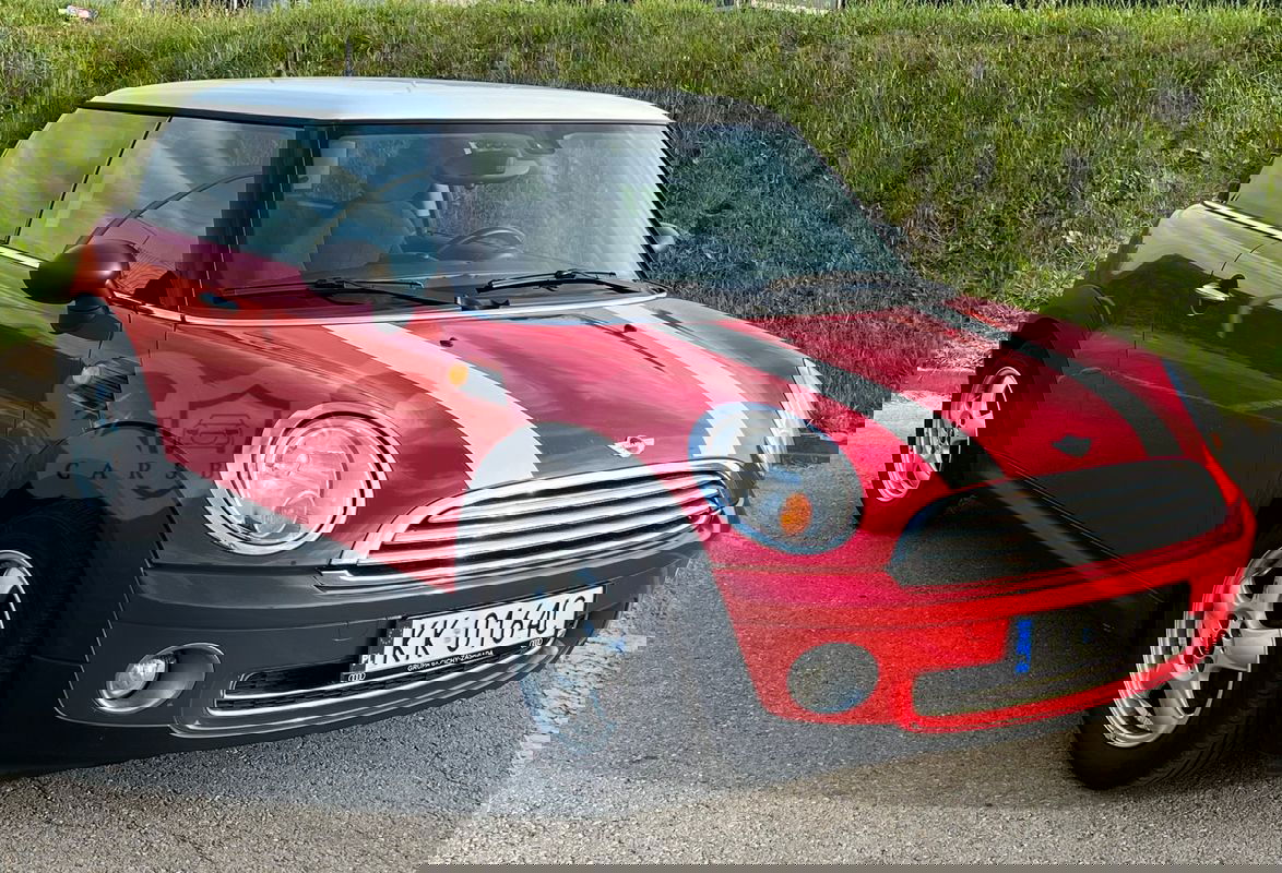 Mini One Standard 2010