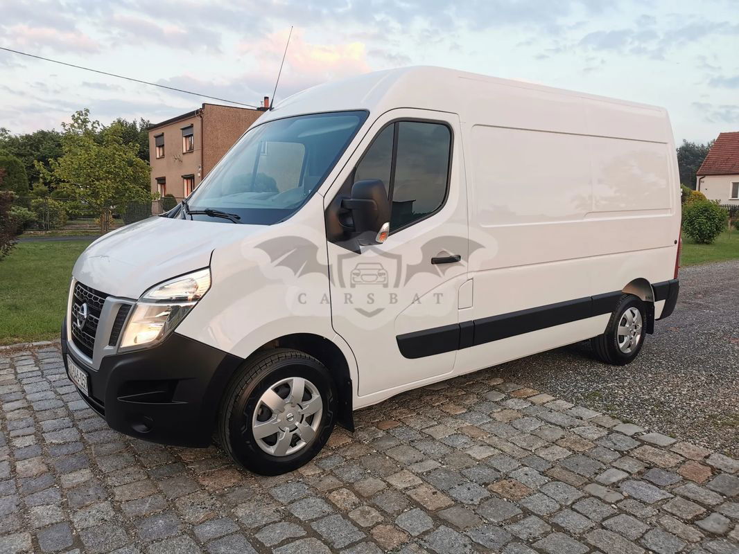 Nissan NV400 2016