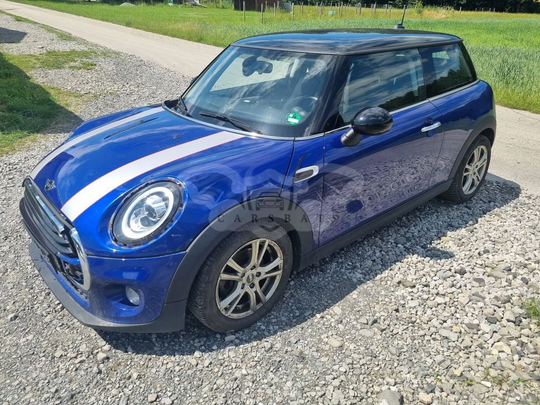 Mini Cooper Essential Trim 2019