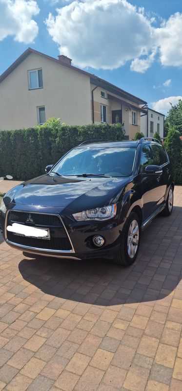 Mitsubishi Outlander II 2.4 Intense 2011