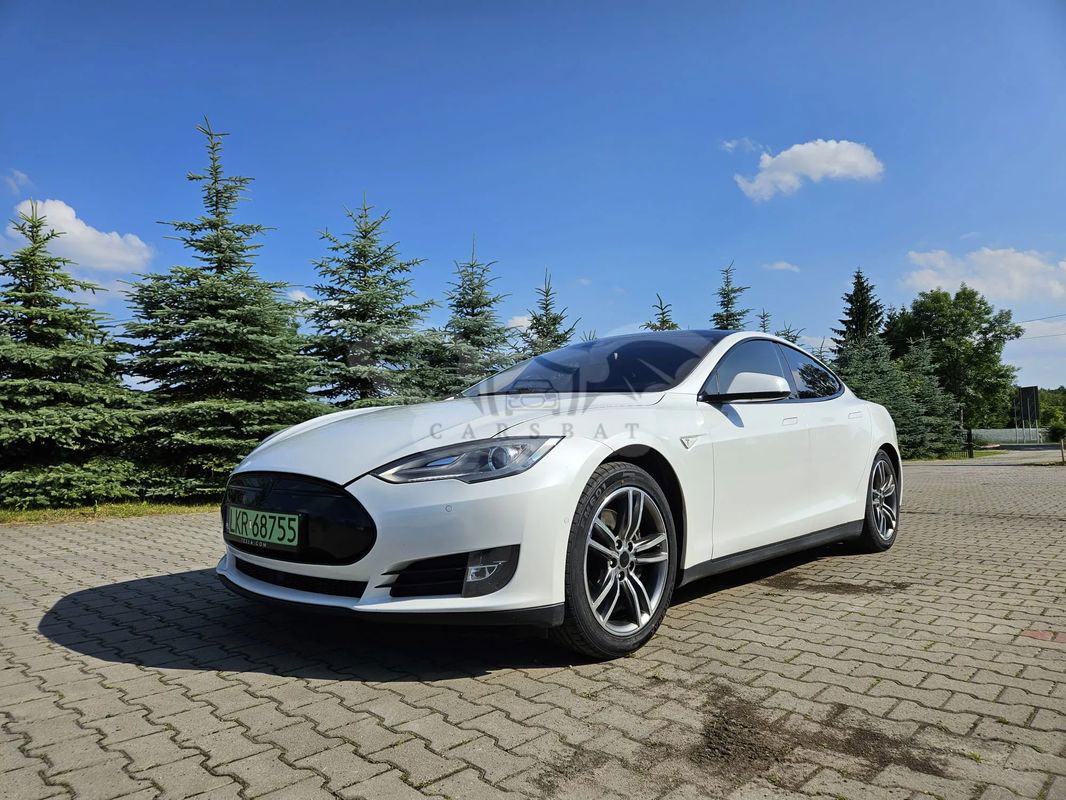 Tesla Model S Performance 2015