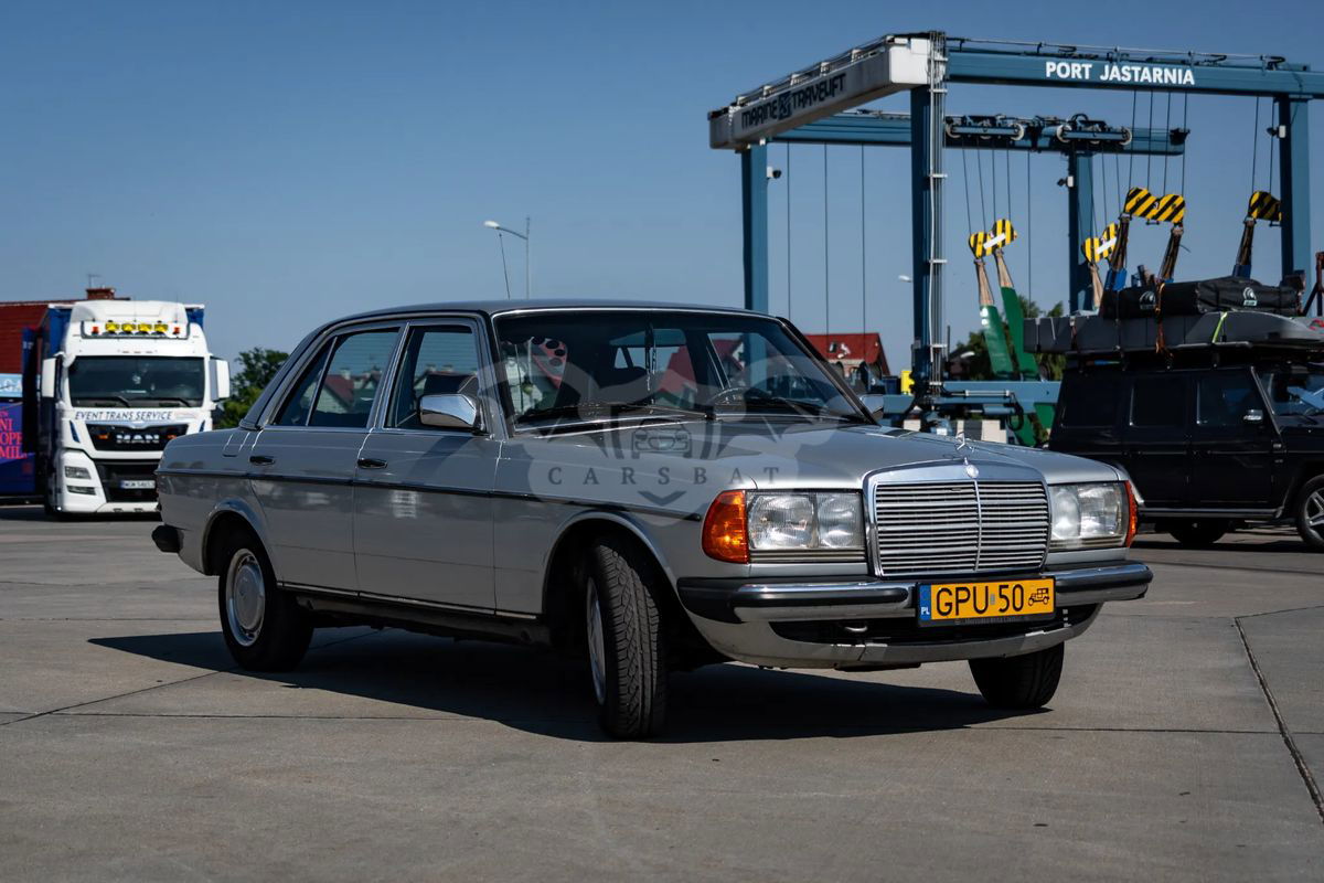 Mercedes-Benz E 1984
