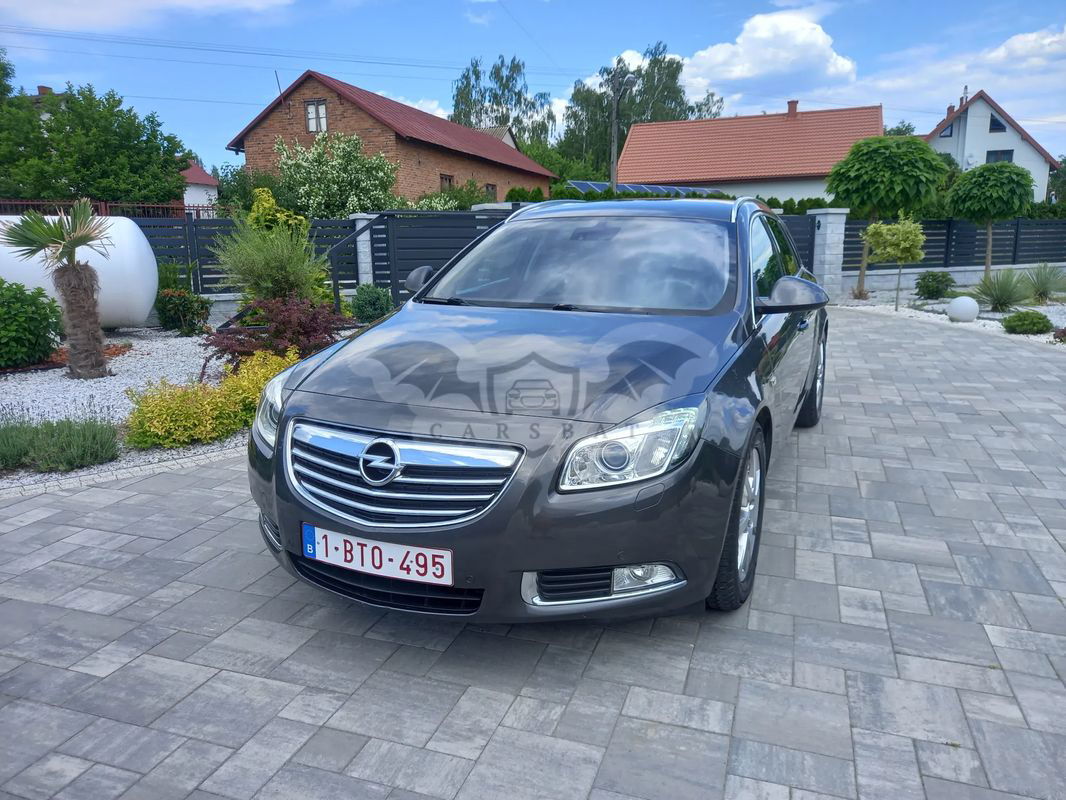 Opel Insignia A 2.0 CDTI Sports Tourer Innovation 2011