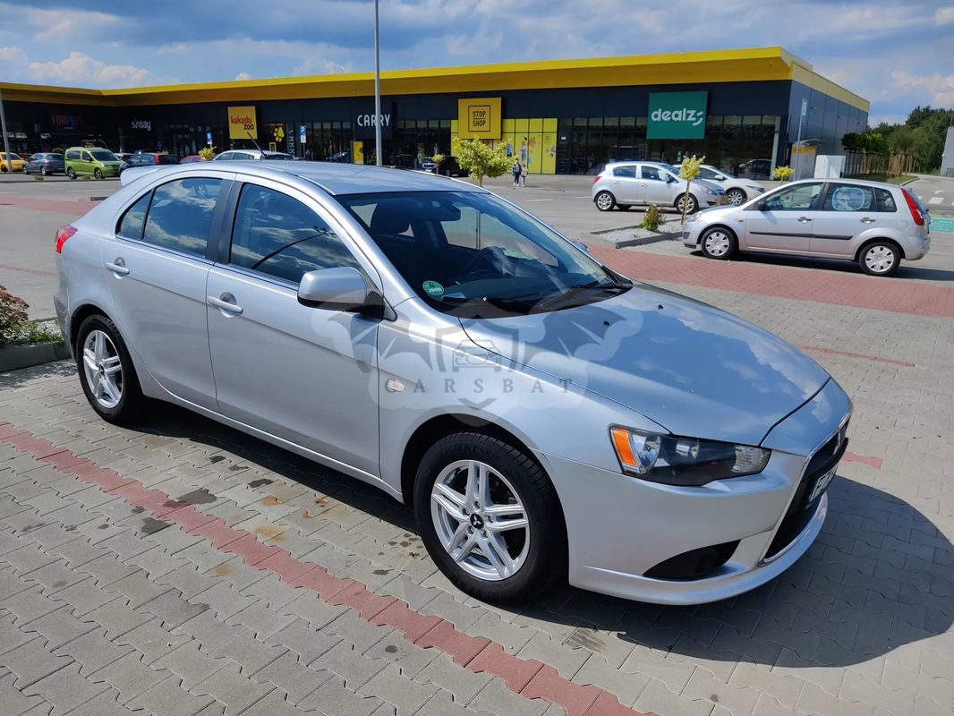 Mitsubishi Lancer IX 1.8 Invite 2010