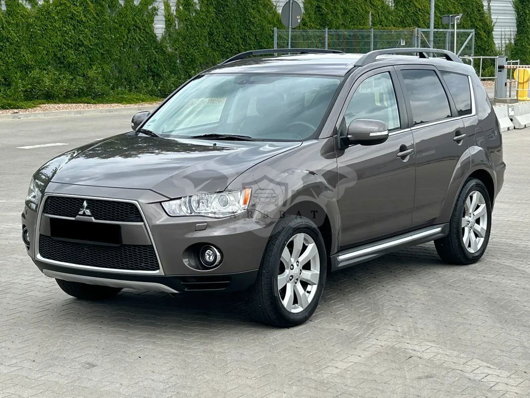 Mitsubishi Outlander II 2.2 DI-D 4WD Intense 2011