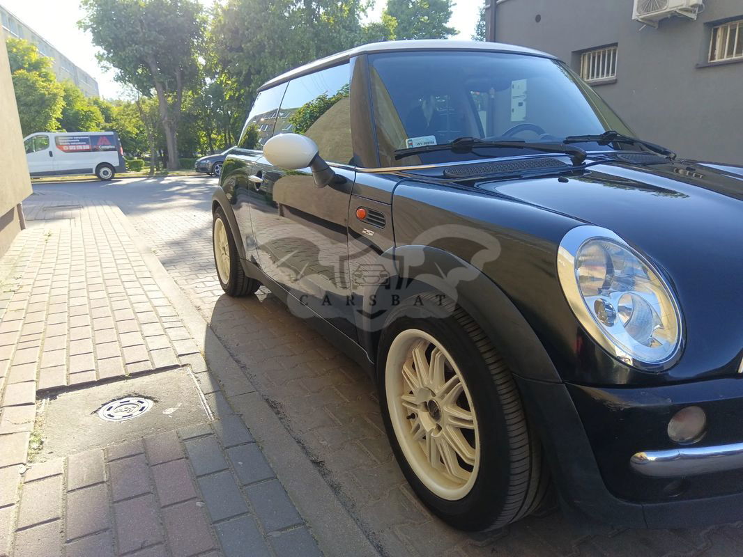 Mini One 2004